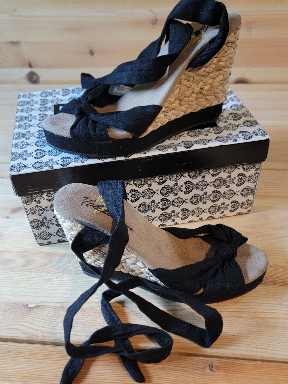 Very Volatile Black Espadrille Wrap Wedge Sandals Size 6
